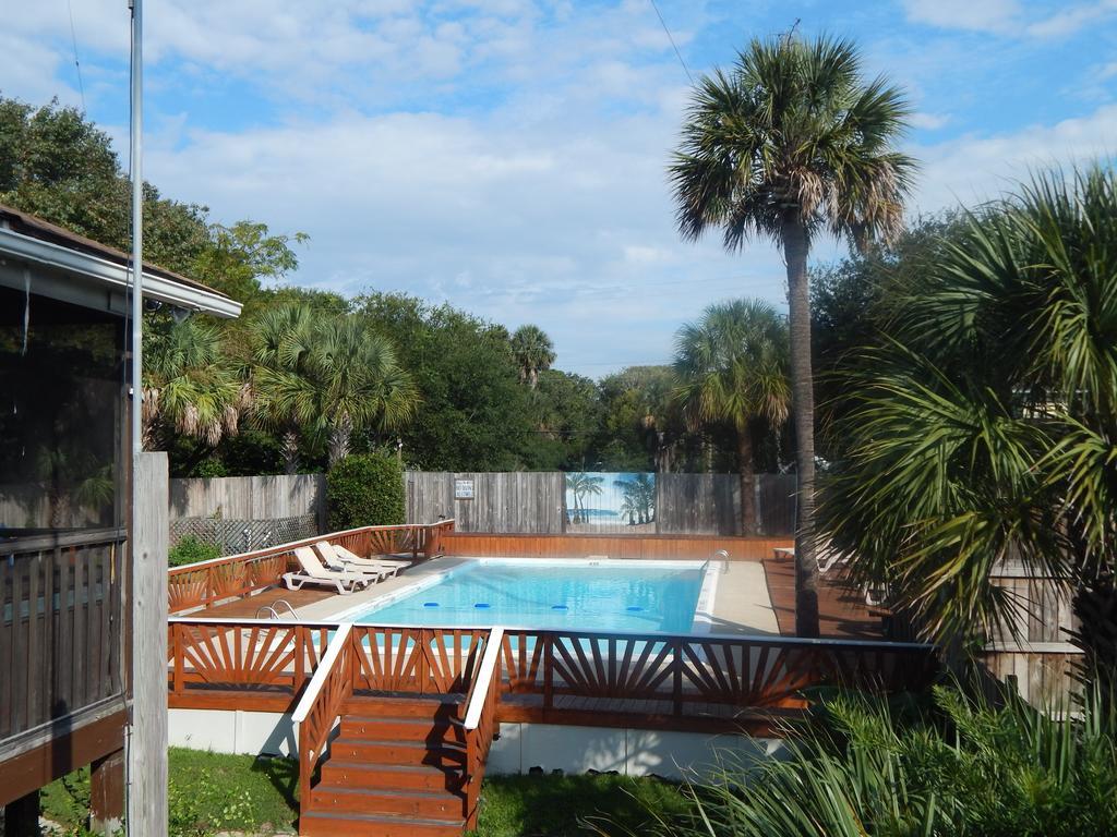 Holliday Inn Of Folly Beach Exterior foto